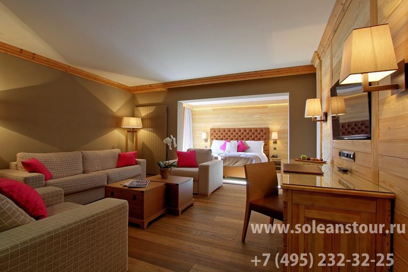ROYAL 5 *CRANS MONTANA